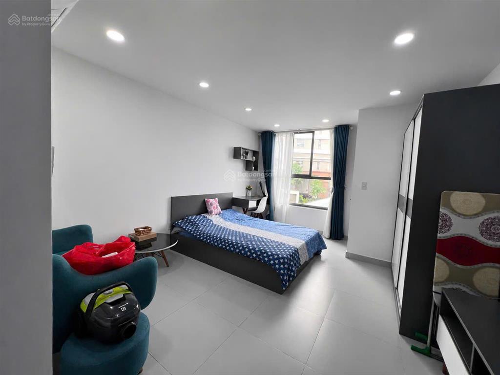 Cho thuê căn officetel orchard garden full nt vào ở liền, giá 11 triệu.  0973 720 *** em thư