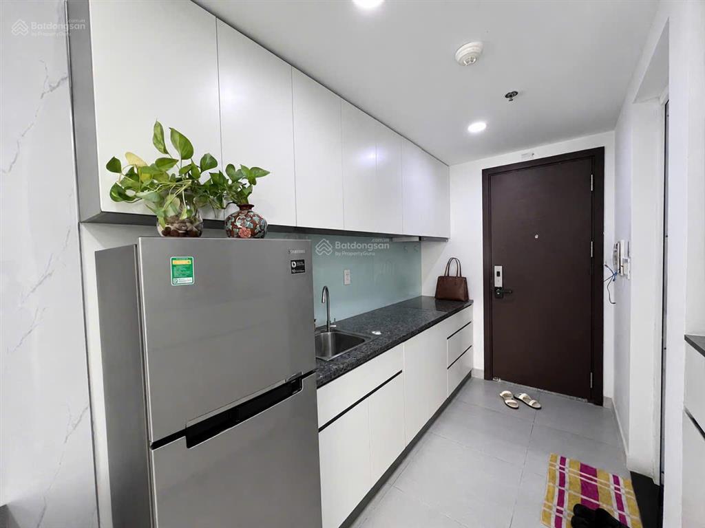 Cho thuê căn officetel orchard garden full nt vào ở liền, giá 11 triệu.  0973 720 *** em thư