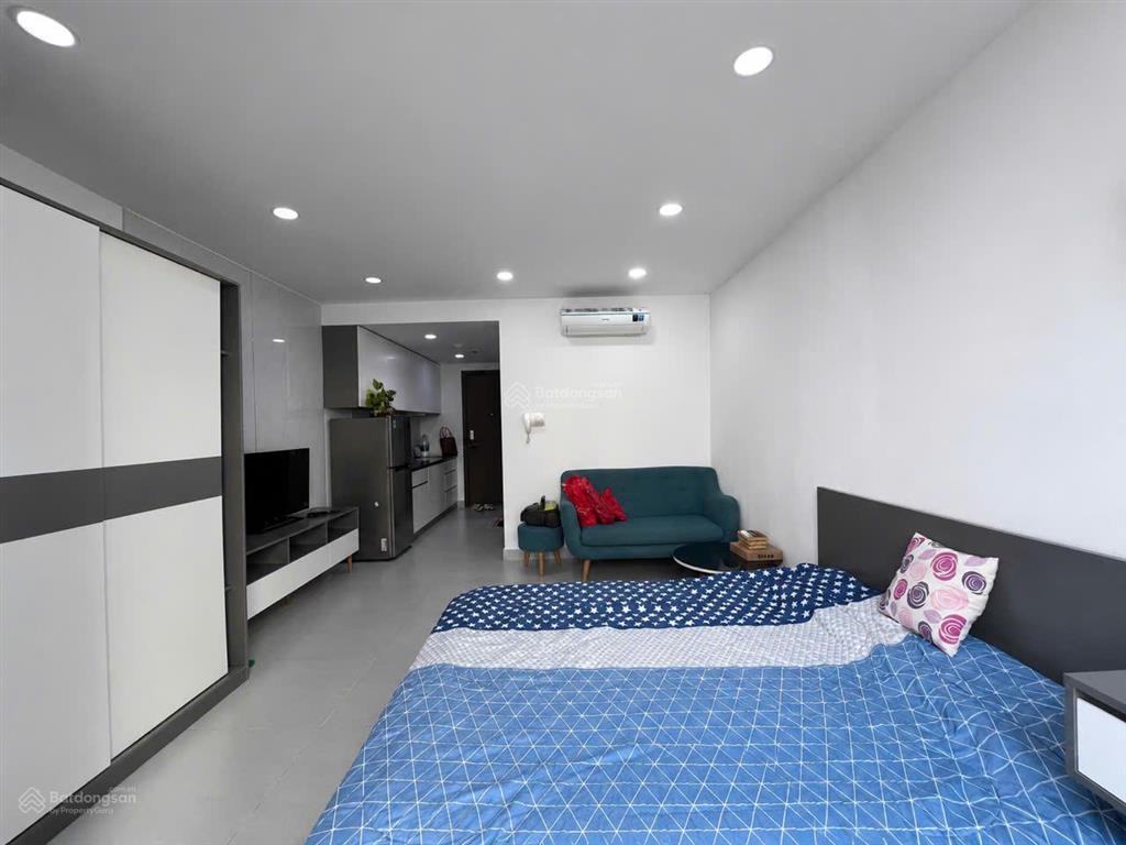 Cho thuê căn officetel orchard garden full nt vào ở liền, giá 11 triệu.  0973 720 *** em thư