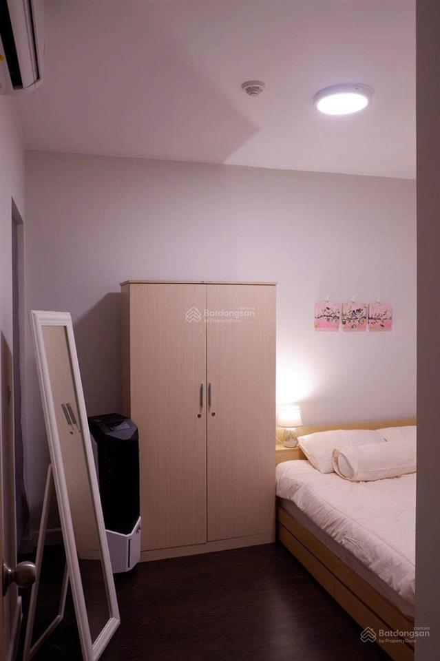 Có suất ô tô  cho thuê ch 2pn 2wc view đông giá 17 triệu tại cc botanica premier