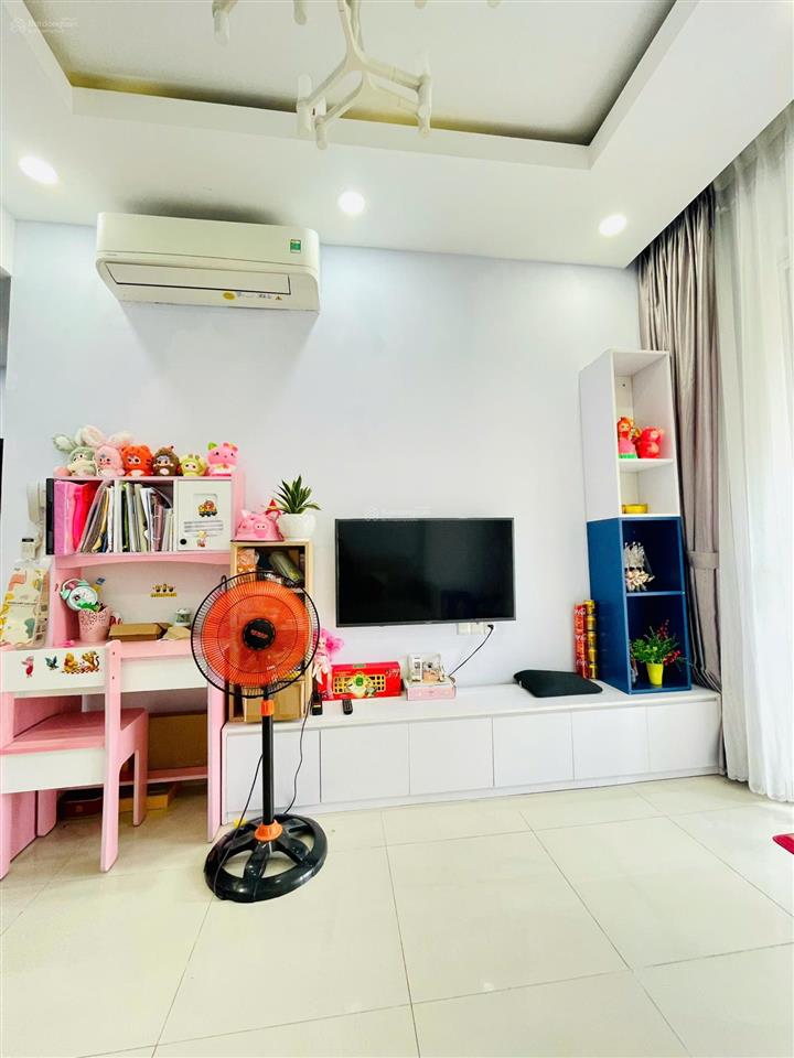 Cc the botanica bán căn hộ giá tốt chỉ 4.5 tỷ rẻ hơn thị trường, 57m2 2pn full nt.  0973 720 ***