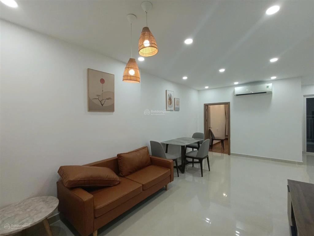 Cho thuê căn hộ 55m2 1 phòng ngủ full nt, giá chỉ 13tr5 vào ở liền, tại chung cư the botanica