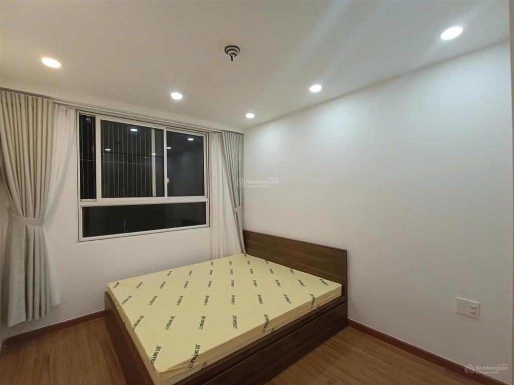 Cho thuê căn hộ 55m2 1 phòng ngủ full nt, giá chỉ 13tr5 vào ở liền, tại chung cư the botanica