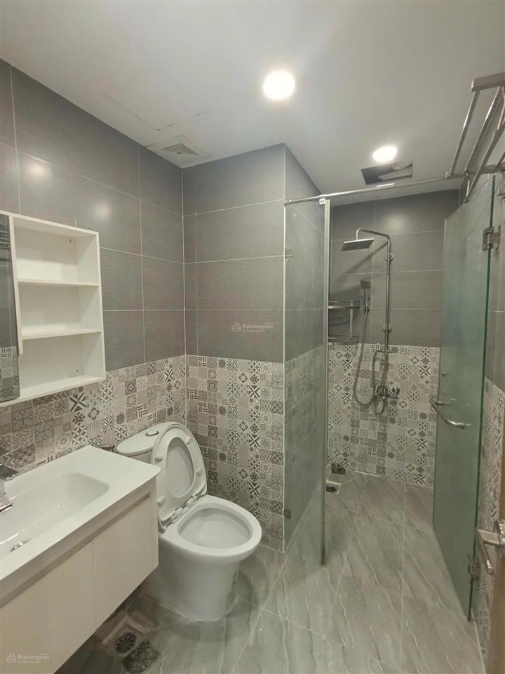 Cho thuê căn hộ 55m2 1 phòng ngủ full nt, giá chỉ 13tr5 vào ở liền, tại chung cư the botanica