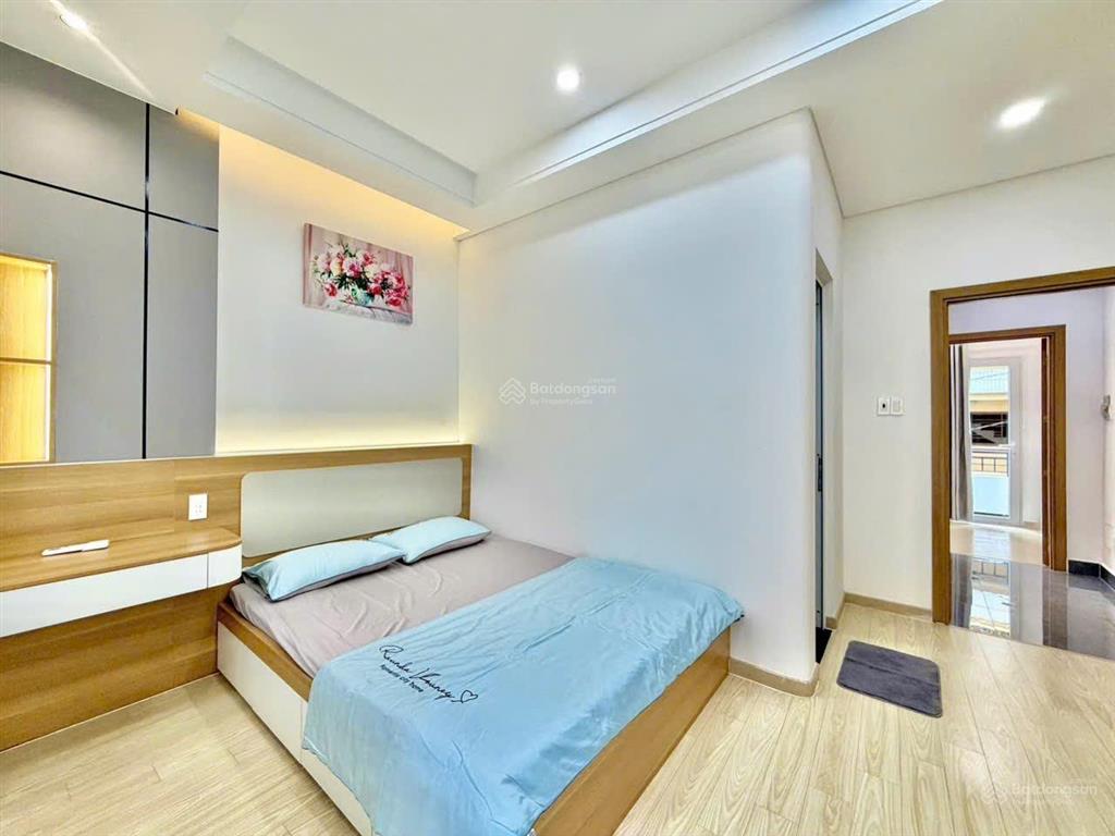 Siêu phẩm cô bắc phan đình phùng p1 50m2 4 tầng full nội thất 2 mặt hẻm + 2 ban công trước sau