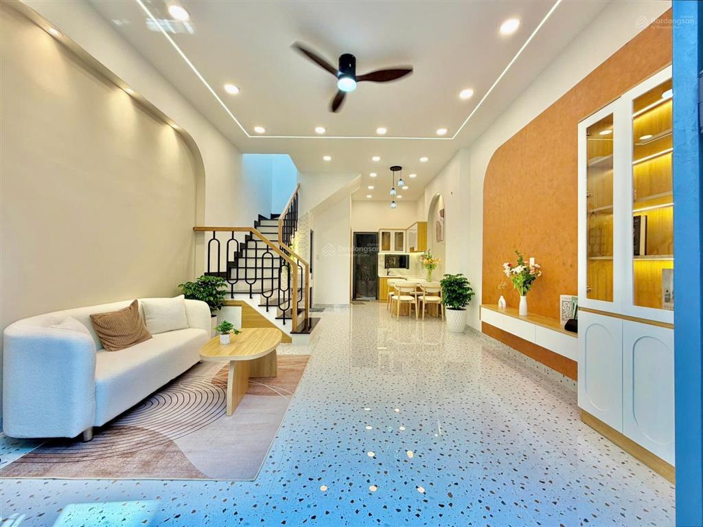 Siêu phẩm! khu bùi đình túy, bình thạnh, dt 4,5 x 10m, 3 tầng, 3pn, giếng trời. giá chỉ 7 tỷ tl