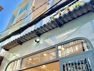 Siêu phẩm! khu bùi đình túy, bình thạnh, dt 4,5 x 10m, 3 tầng, 3pn, giếng trời. giá chỉ 7 tỷ tl