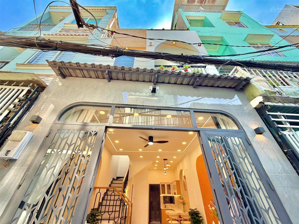 Siêu phẩm! khu bùi đình túy, bình thạnh, dt 4,5 x 10m, 3 tầng, 3pn, giếng trời. giá chỉ 7 tỷ tl