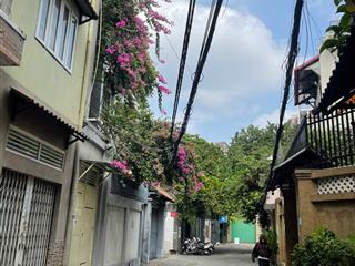 Bán nhà hẻm víp 48 hồ biểu chánh, phường 11, q phú nhuận. dt 9,6mx18,5m. 2 tầng.