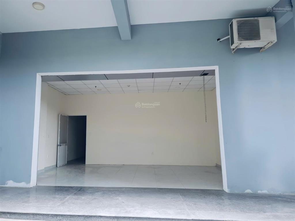 Tôi cần bán 01 căn hộ thương mại  gía mềm nhất thị trường,có thương lượng  vị trí kết nối