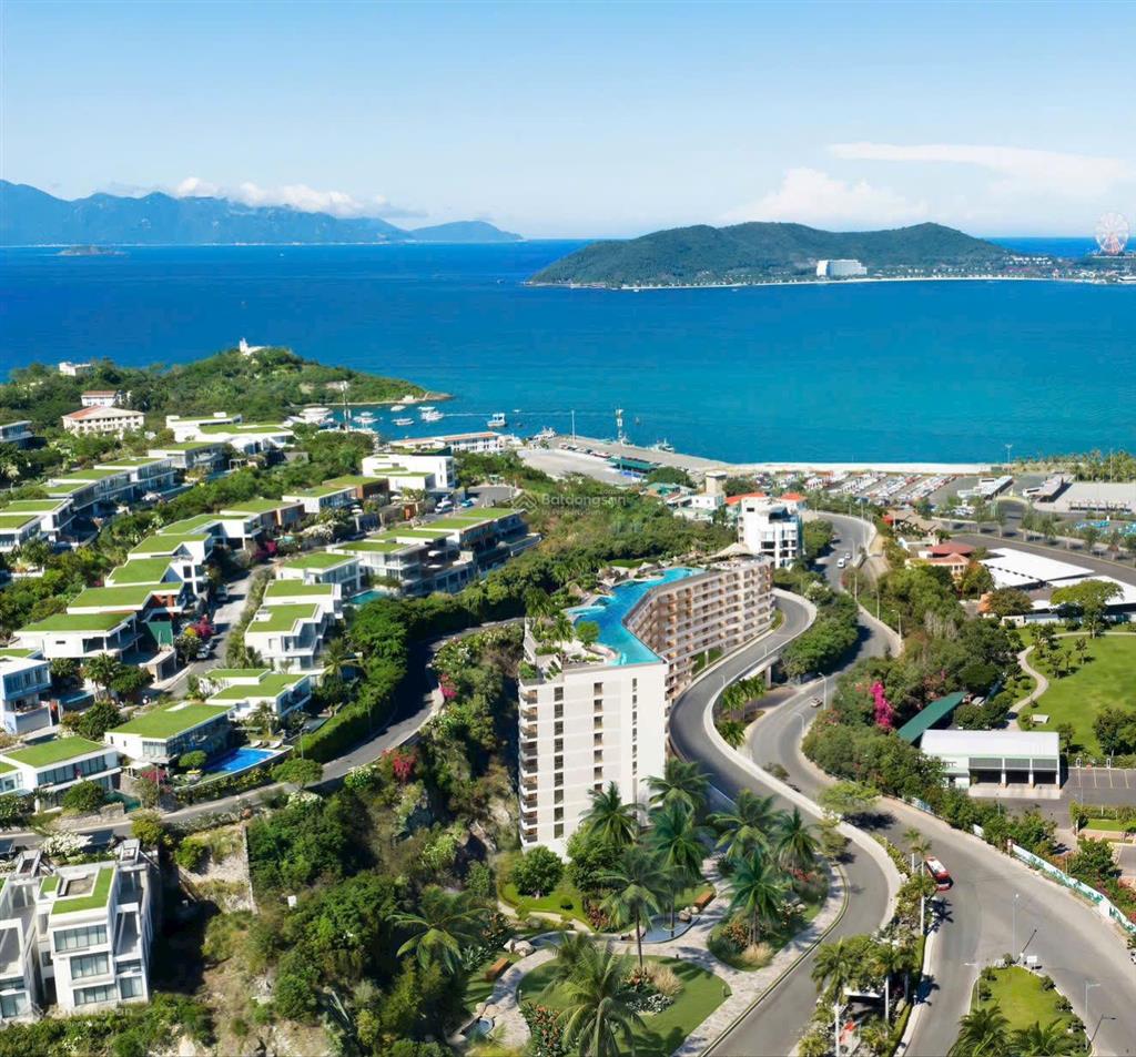 Căn hộ view trực biển sở hữu lâu dài, bàn giao full nội thất tại nha trang.  0398 027 ***