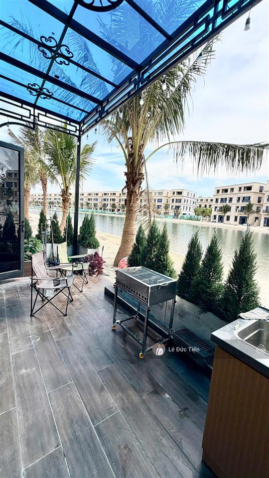 Chính chủ cho thuê 3 tầng phân khu đảo vua  vinhomes royal island  nhà đẹp mỹ mãn, vào ở ngay!