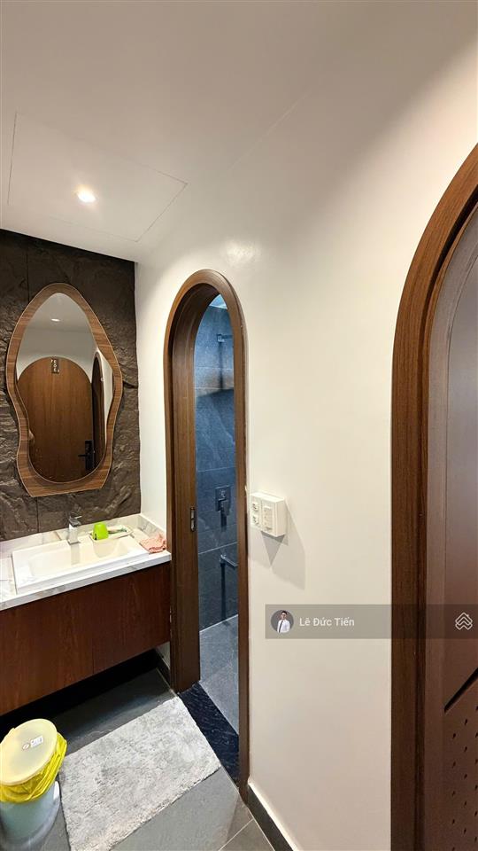 Chính chủ cho thuê 3 tầng phân khu đảo vua  vinhomes royal island  nhà đẹp mỹ mãn, vào ở ngay!