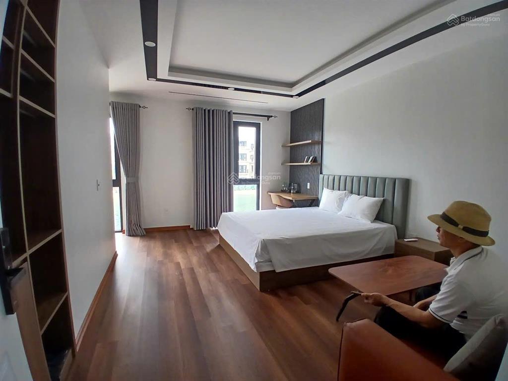 Thuê nhà chuẩn resort tại đảo vua vũ yên  6 phòng ngủ siêu rộng, full nội thất cao cấp, giá tốt