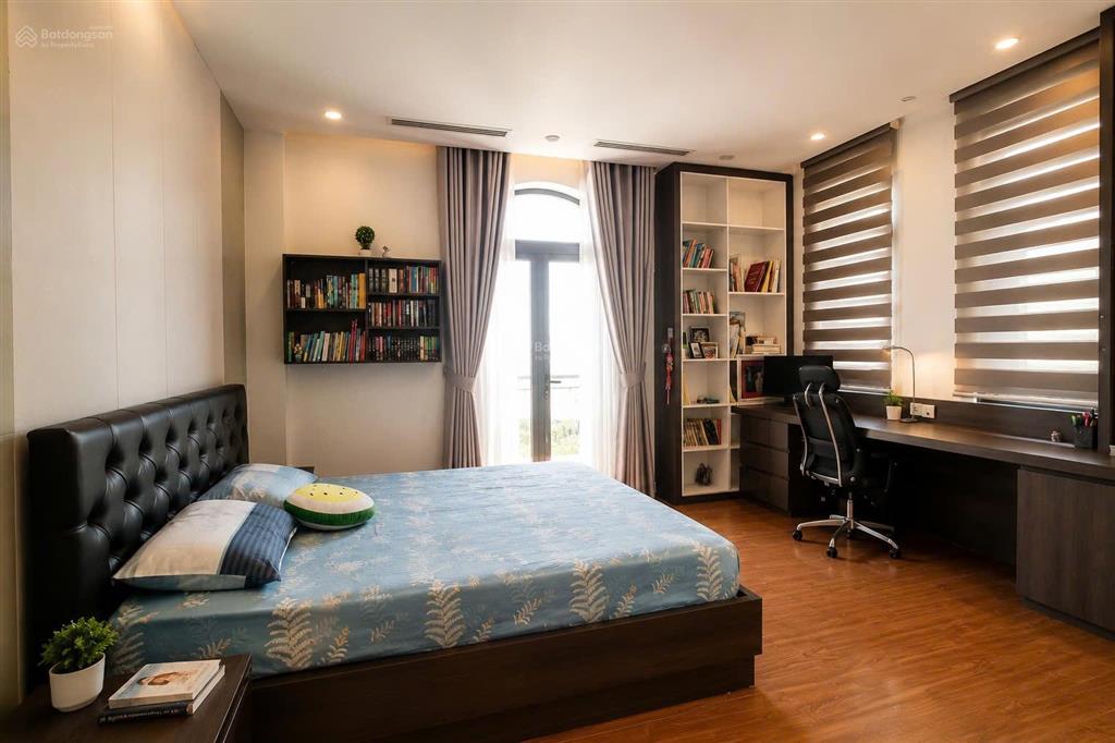 Bán góc venice vinhomes imperia  view trực diện hồ & vincom 45 tầng  đông nam