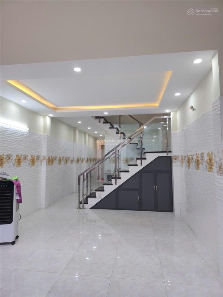 Hiếm  nhà 3 tầng ngay bến phú lâm  56m  chỉ 6.3 tỷ  4pn ở ngay