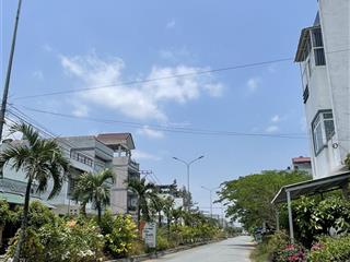 Bán đất đường số 11 kdc 135 bến lức giá tốt