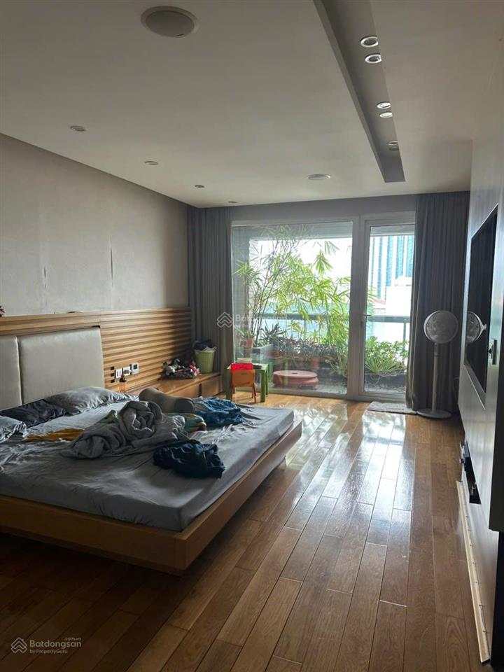 Bán gấp căn hộ cc handiresco, tại 31 lê văn lương, dt 99m2, 3pn, 2vs, căn góc, giá bán 10,3 tỷ