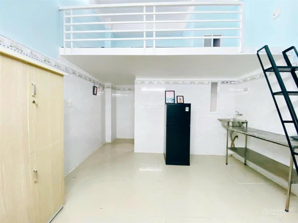 Cho thuê phòng giá rẻ, gác cao ngay etown cộng hoà