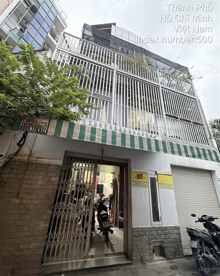 Chủ cần bán gấp nhà đối diện đầm sen quận 11  đường hoà bình.