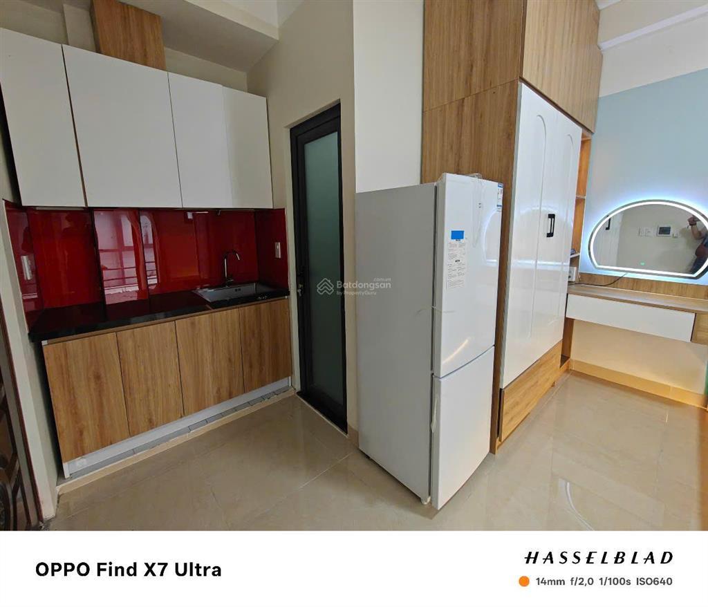 Căn hộ studio sạch sẽ, khu dân cư văn minh. nhiều cây xanh và yên tĩnh