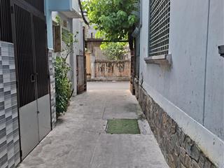 Nhà riêng 2 tầng cmt8 p15q10 dt32m2 giá 5.2tỷ