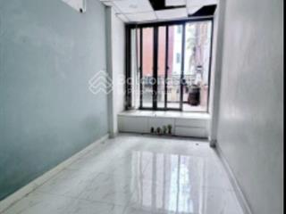 Bán nhà riêng 2tầng hoàng diệu q phú nhuận dt 35m2 giá 4.3tỷ
