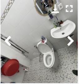 Bán nhà riêng 2tầng đường cách mạng tháng 8 q3. dt 43m2. giá 6.9tỷ