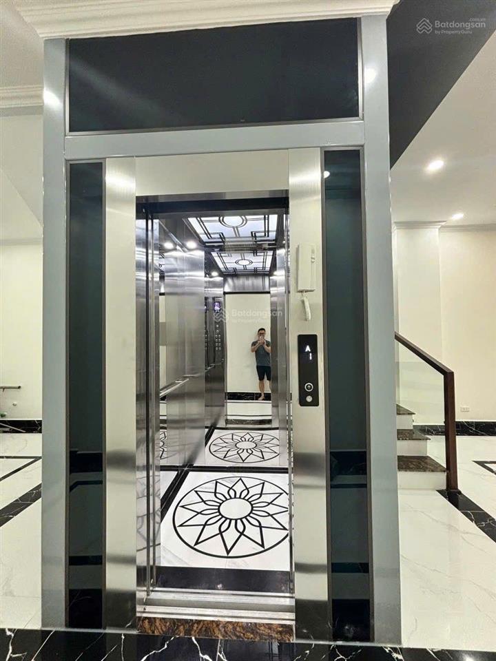 Nhà mặt phố nghi tàm, 7 tầng, thang máy