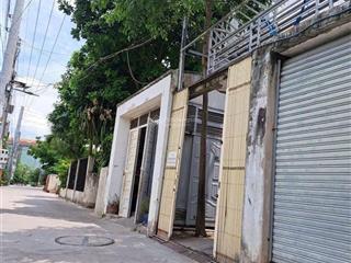 Ngang 11x38m nở hậu. nhà 3 tầng 150m2 + dãy trọ 21p tổng 451m2 đã có nguồn thu ổn định lâu dài