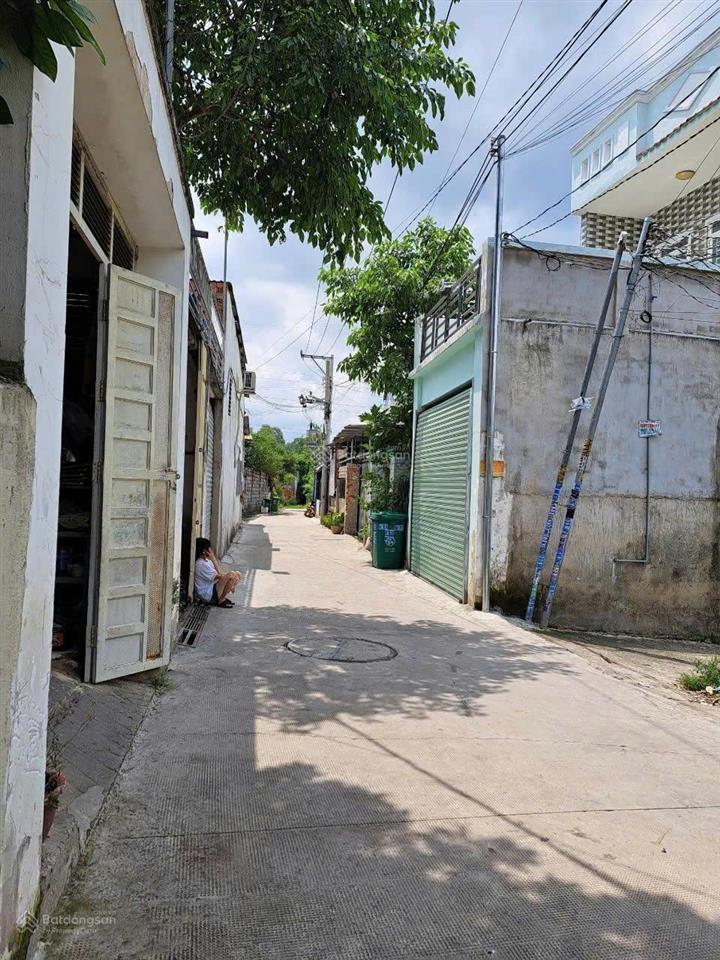 Ngang 11x38m nở hậu. nhà 3 tầng 150m2 + dãy trọ 21p tổng 451m2 đã có nguồn thu ổn định lâu dài