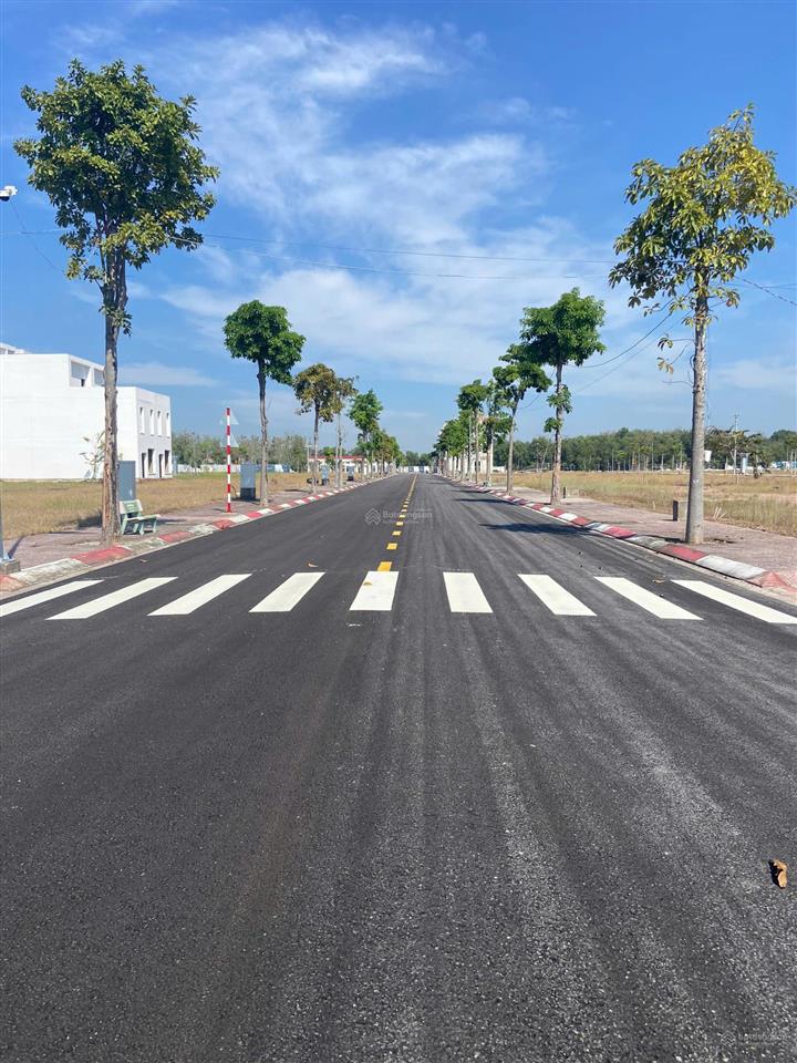 Chủ bán gấp lô đất thổ cư, mặt tiền đường 24m, kế bên khu nhà máy lego, sổ sẵn, giá 1,2 tỷ/lô