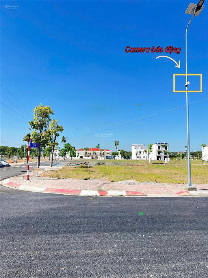 Bán lô 100m2 thổ cư, ngay cổng đường đua go  kart tại bắc sài gòn, sổ sẵn, cạnh kcn vsip 2