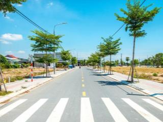 Chính chủ bán gấp lô 100m2 thổ cư, đường mặt tiền kinh doanh, sổ sẵn công chứng, sát vách vsip