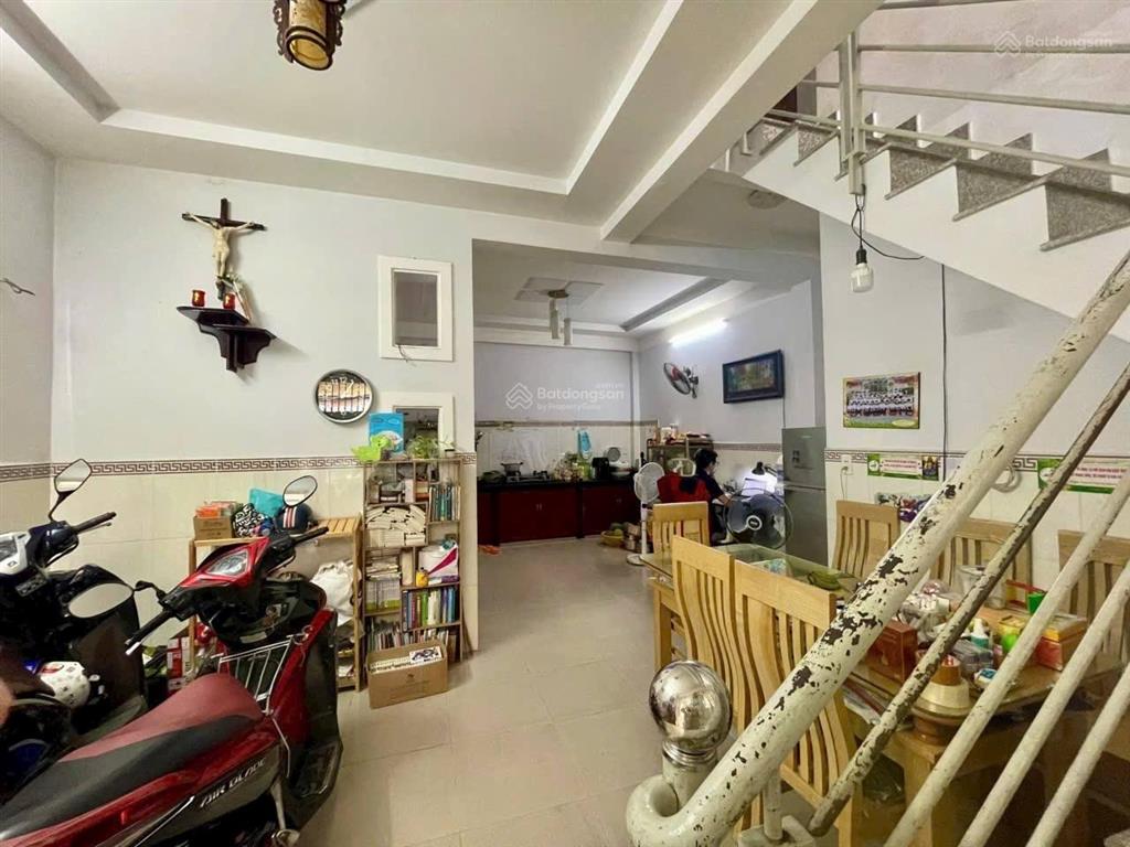 Bán nhà tt gò vấp ngay vicom quang trung tiện ích đầy đủ