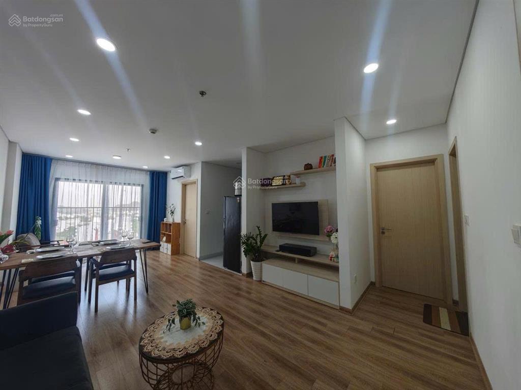 Fpt plaza 1 căn 2pn full nội thất  đã có sổ.dọn vào ở ngay  giá 3,1 tỷ thương lượng