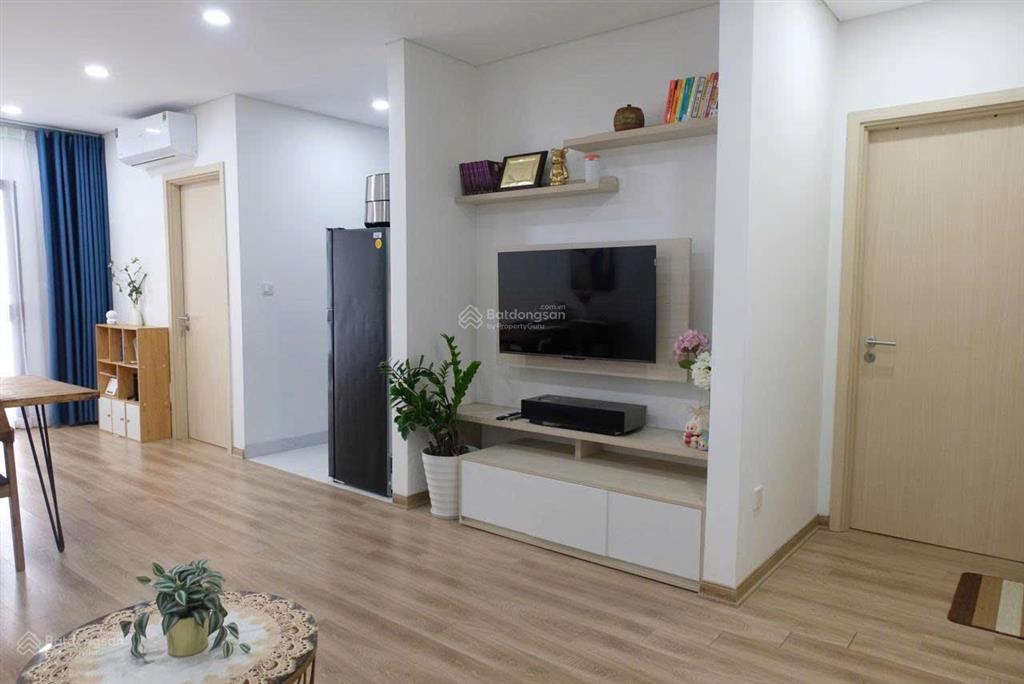 Fpt plaza 1 căn 2pn full nội thất  đã có sổ.dọn vào ở ngay  giá 3,1 tỷ thương lượng