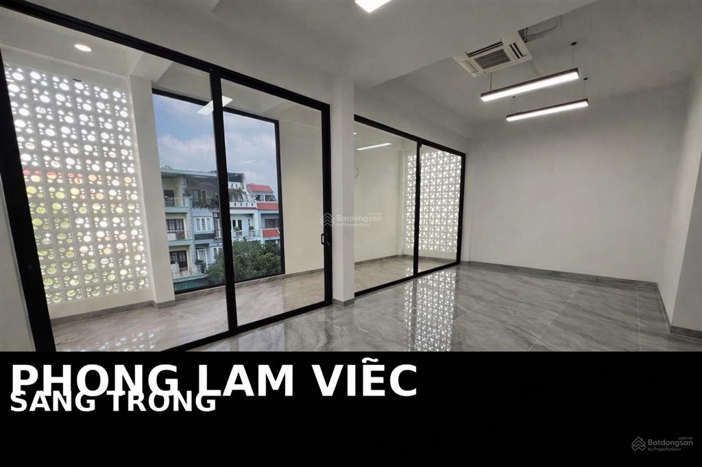 Cho thuê villa mặt tiền 650m2  phù hợp văn phòng / showroom  thủ đức