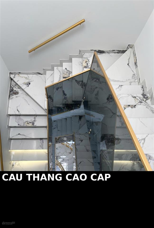 Cho thuê villa mặt tiền 650m2  phù hợp văn phòng / showroom  thủ đức