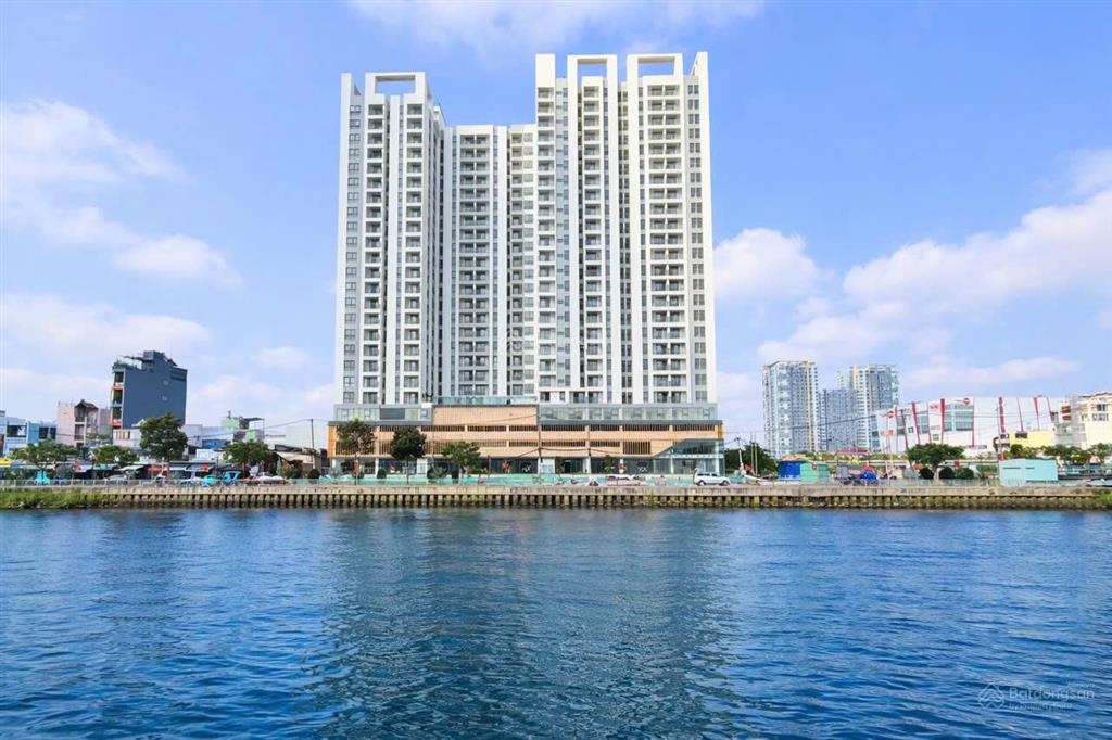 Bán cc 2pn, 2wc, 68m2 tại aurora residences, 3,5 tỷ, view đẹp