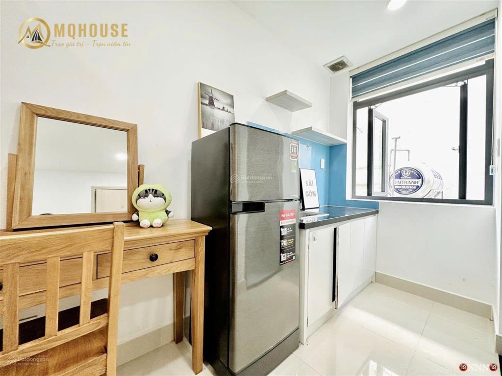 Trống lại 3 phòng ban công lớn full nội thất tại thích quảng đức, phú nhuận gần q1, q3 có thang máy