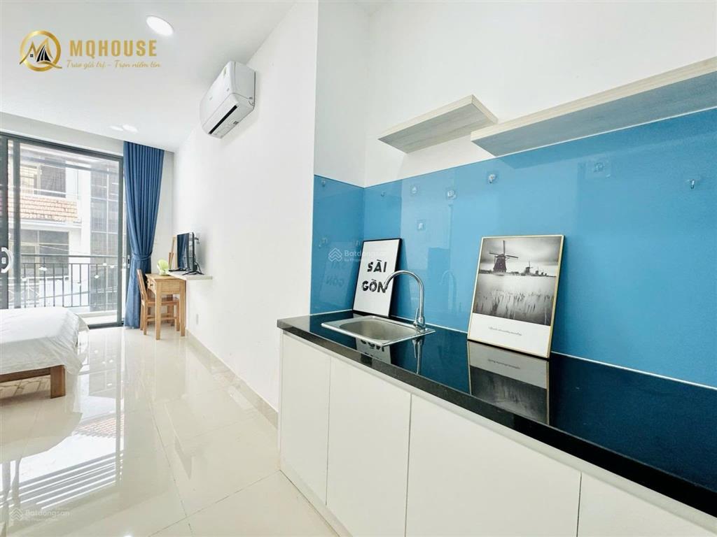 Trống lại 3 phòng ban công lớn full nội thất tại thích quảng đức, phú nhuận gần q1, q3 có thang máy