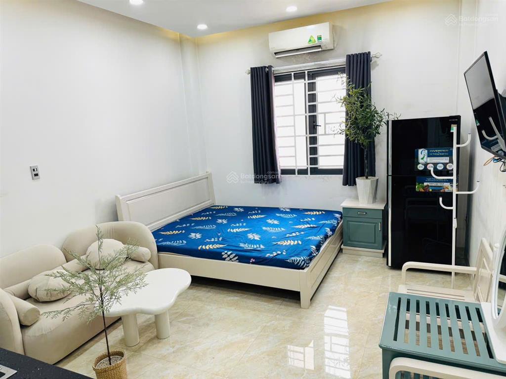 Căn hộ cho thuê ful nt mới tại thích quảng đức, phú nhuận có ban công, thang máy gần quận 1, quận 3
