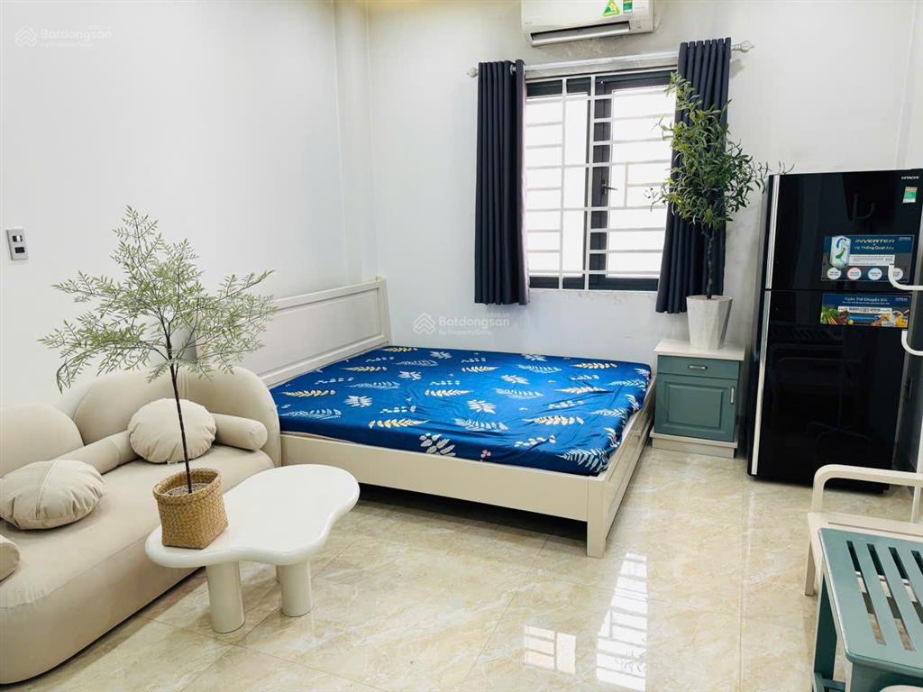 Căn hộ cho thuê ful nt mới tại thích quảng đức, phú nhuận có ban công, thang máy gần quận 1, quận 3