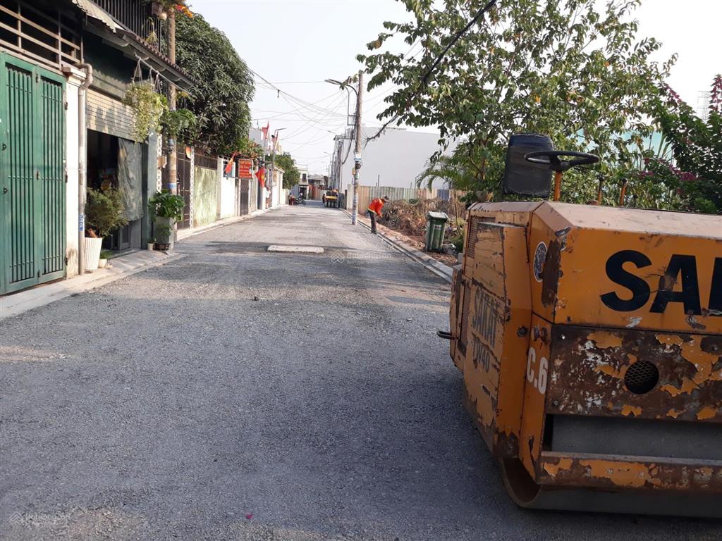 ( gần 600 m2) đất lớn làm nhà vườn  mt đường nhựa  khu dân cư  hóc môn ( giáp mí q12)