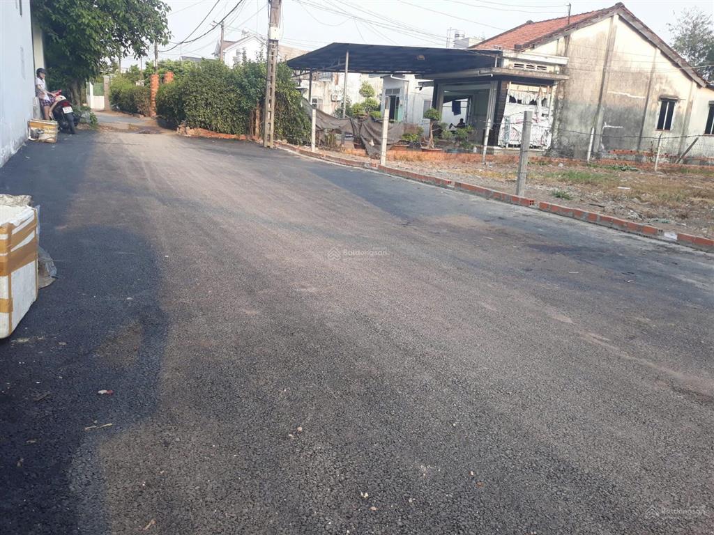 Bán đất thổ cư  10 x 40m  đường trước đất 7m trải nhựa  hàng đẹp của đông thạnh, hóc môn