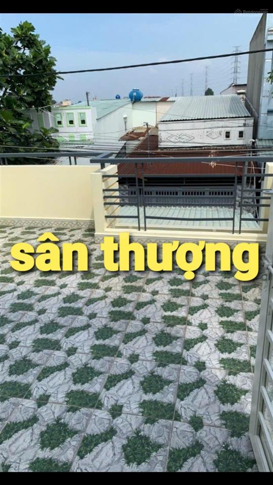 172m2  nhà lầu có khu vườn sau + sân trước đổ ô tô  thới tam thôn sát chợ gà, giáp q12