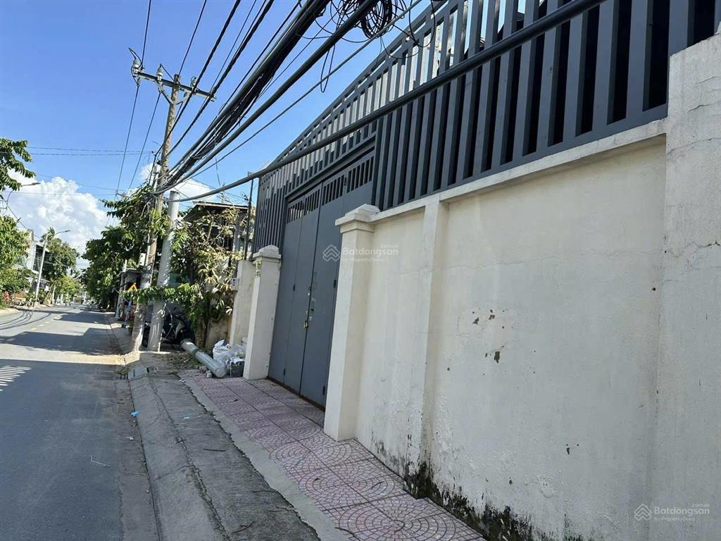 Hàn hiếm ngang 10m (10 x 26)  xưởng mặt tiền xe công ( container)  đông thạnh, hóc môn