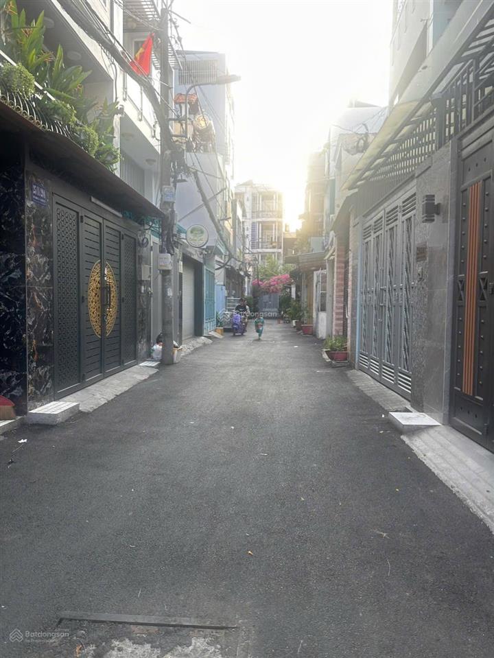 Nhà nguyễn tư giãn  hxh  72m2  3 tầng  chỉ 7,1 tỉ