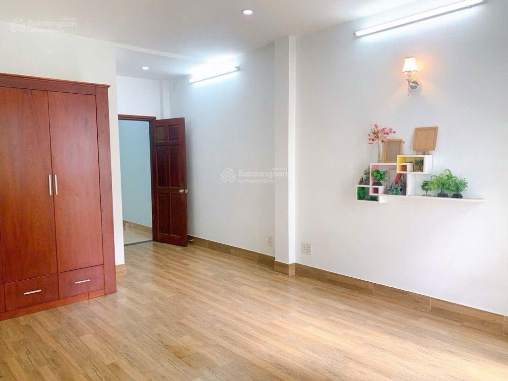 Nhà khu phân lô đường tân sơn gò vấp giáp chợ phạm văn bạch  80m2  4 pn  4 tầng  chỉ 8,6 tỉ